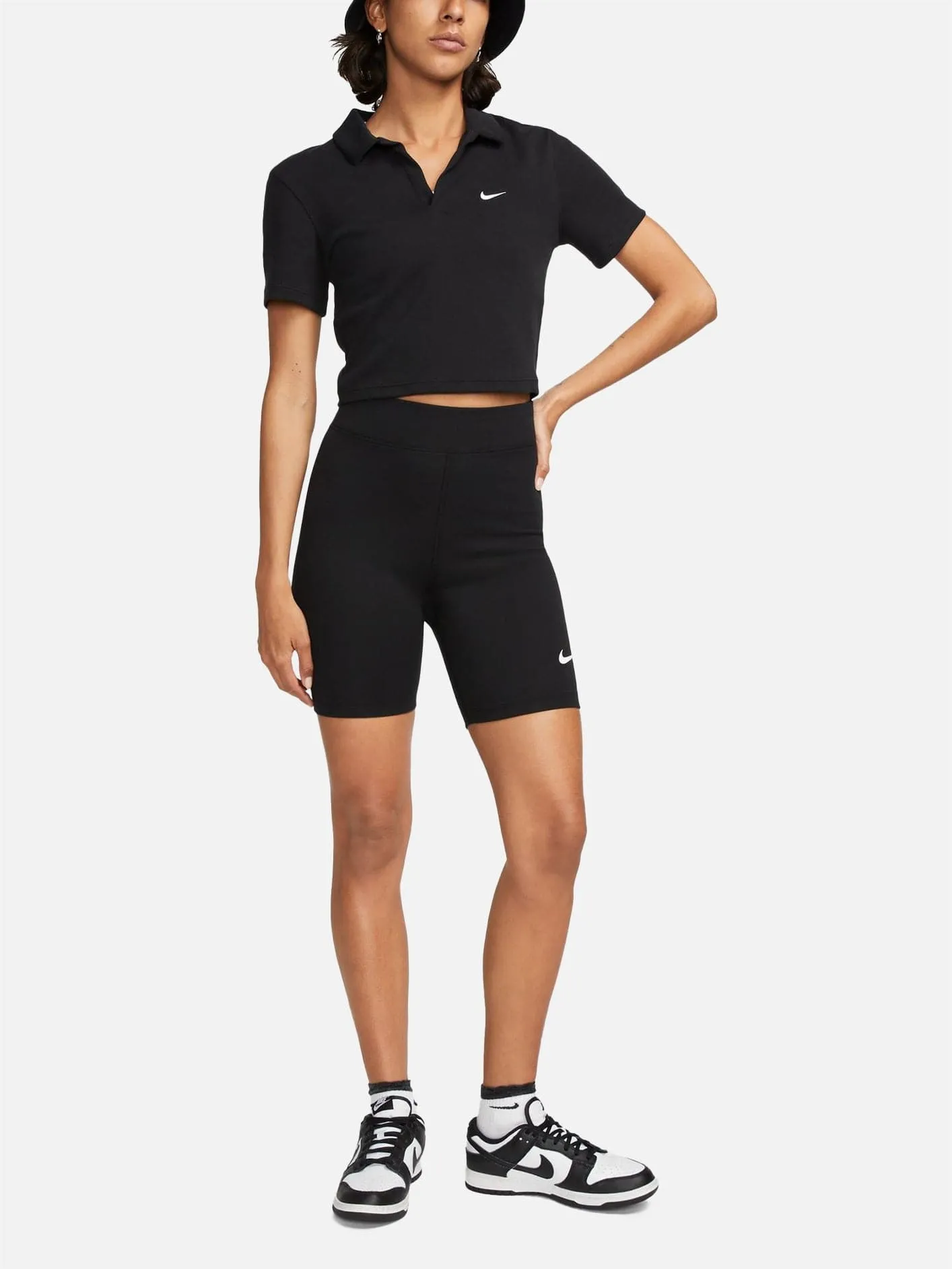 Sportswear Classics High-Waisted 8" Biker Shorts - Black