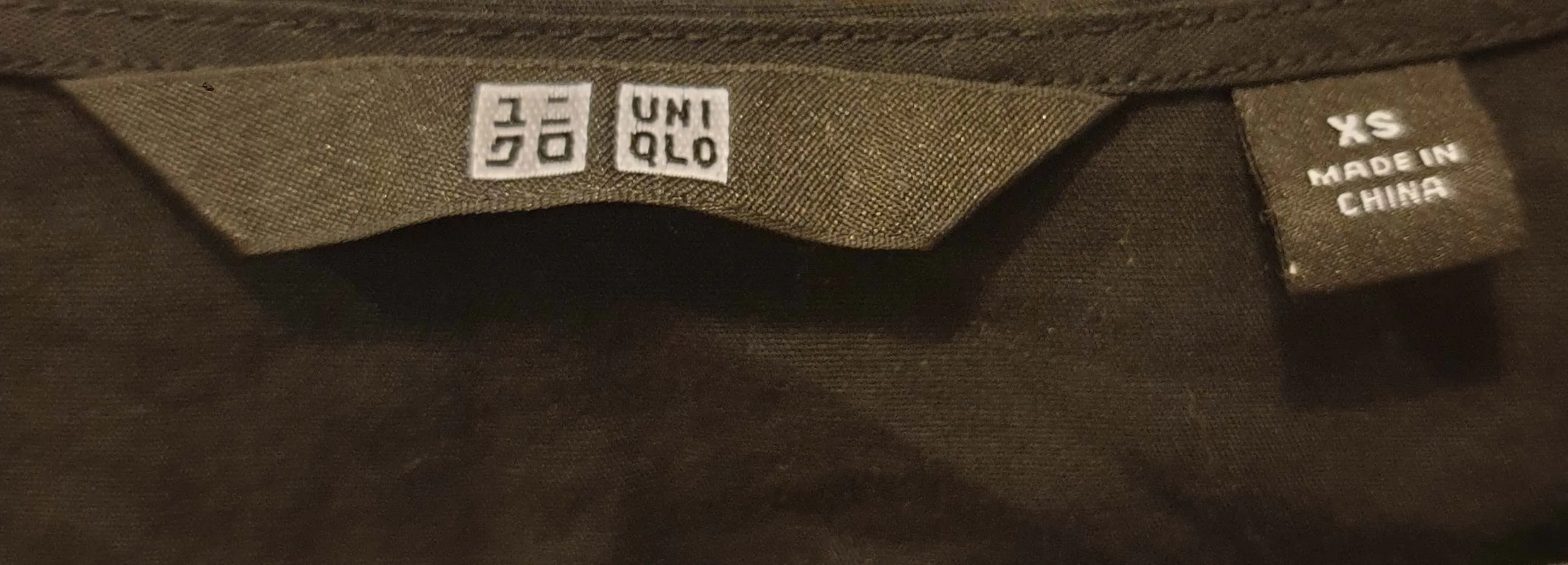 Uniqlo black 100% cotton 3/4 length shirt size XS, best fits 8