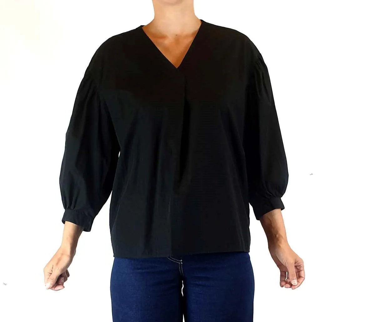 Uniqlo black 100% cotton 3/4 length shirt size XS, best fits 8