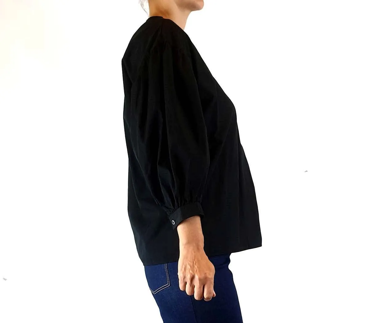 Uniqlo black 100% cotton 3/4 length shirt size XS, best fits 8