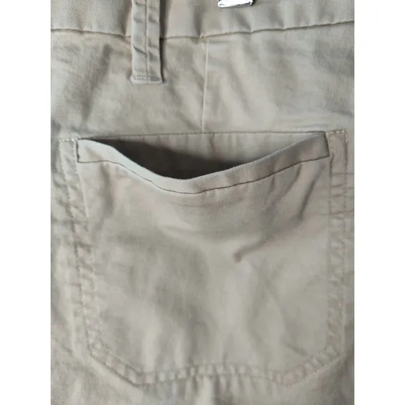 Vince Womens Classic Flat Front Coin pocket Bermuda Shorts Tan Khaki Latte 2