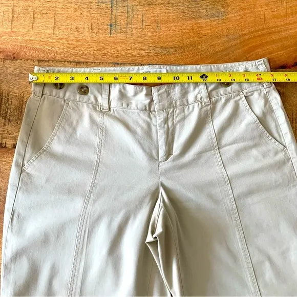 Vince women's khaki bermuda shorts Size 10