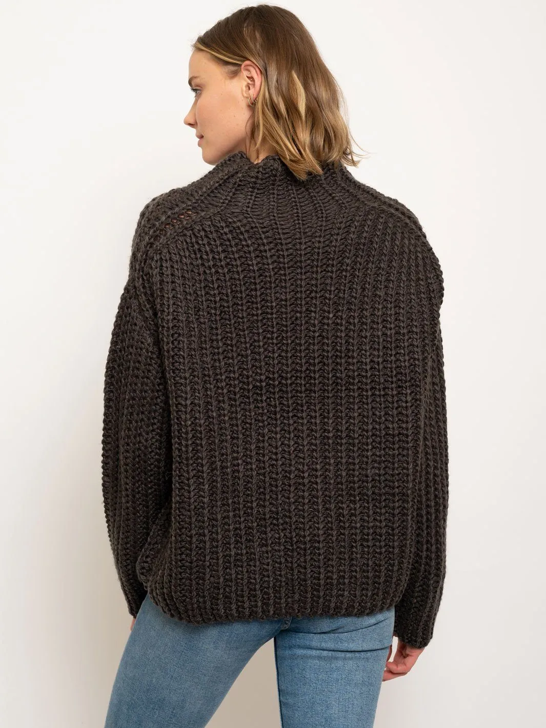 WOMEN'S COWL NECK SWEATER