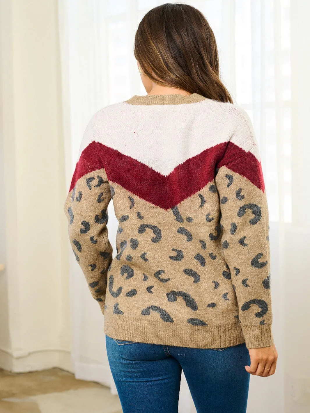 WOMEN'S LONG SLEEVE COLORBLOCK ANIMAL PRINT PULLOVER SWEATER