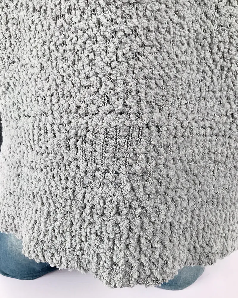 Women‘s Round Neck Long Sleeve Side Split Sweater