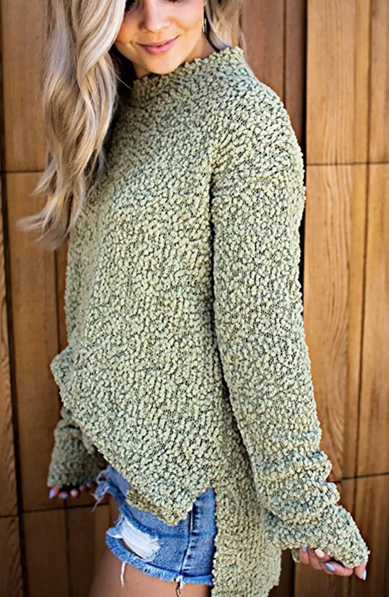Women‘s Round Neck Long Sleeve Side Split Sweater