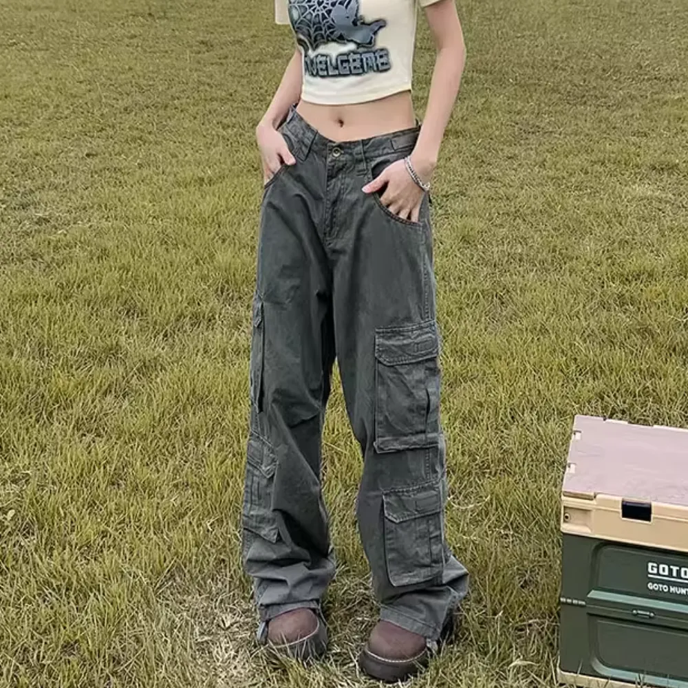 Women's Vintage Hottie Straight-Leg Cargo Pants